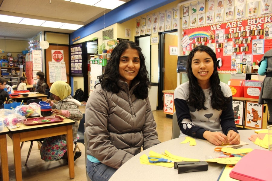 Volunteers in the classroom 