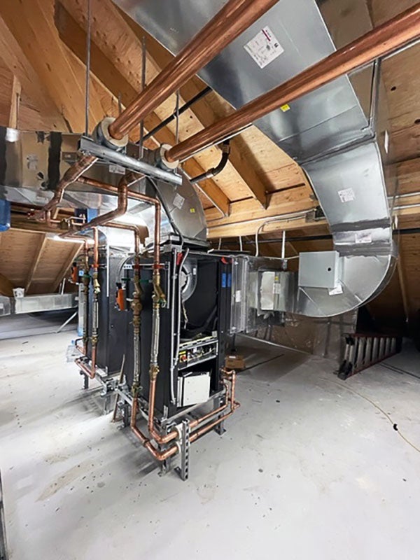 ducts connect to a machine
