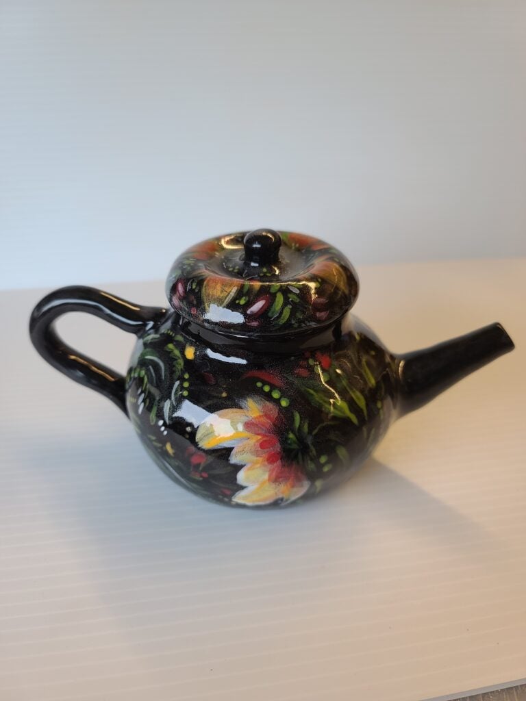 Rada Myroshnychenko, 12th Grade, "Time Together (Ukrainian Tea)"
