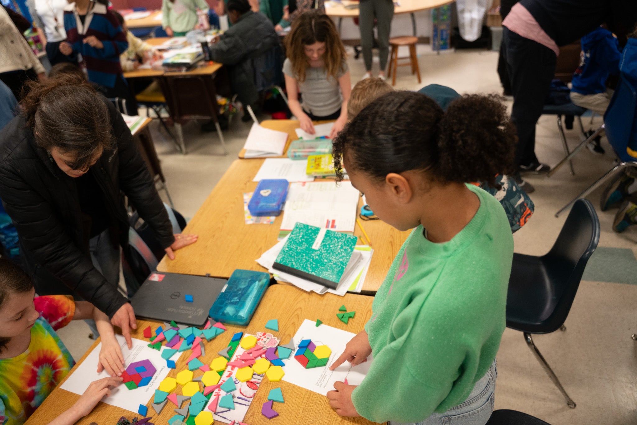 Hawthorne Students at  table