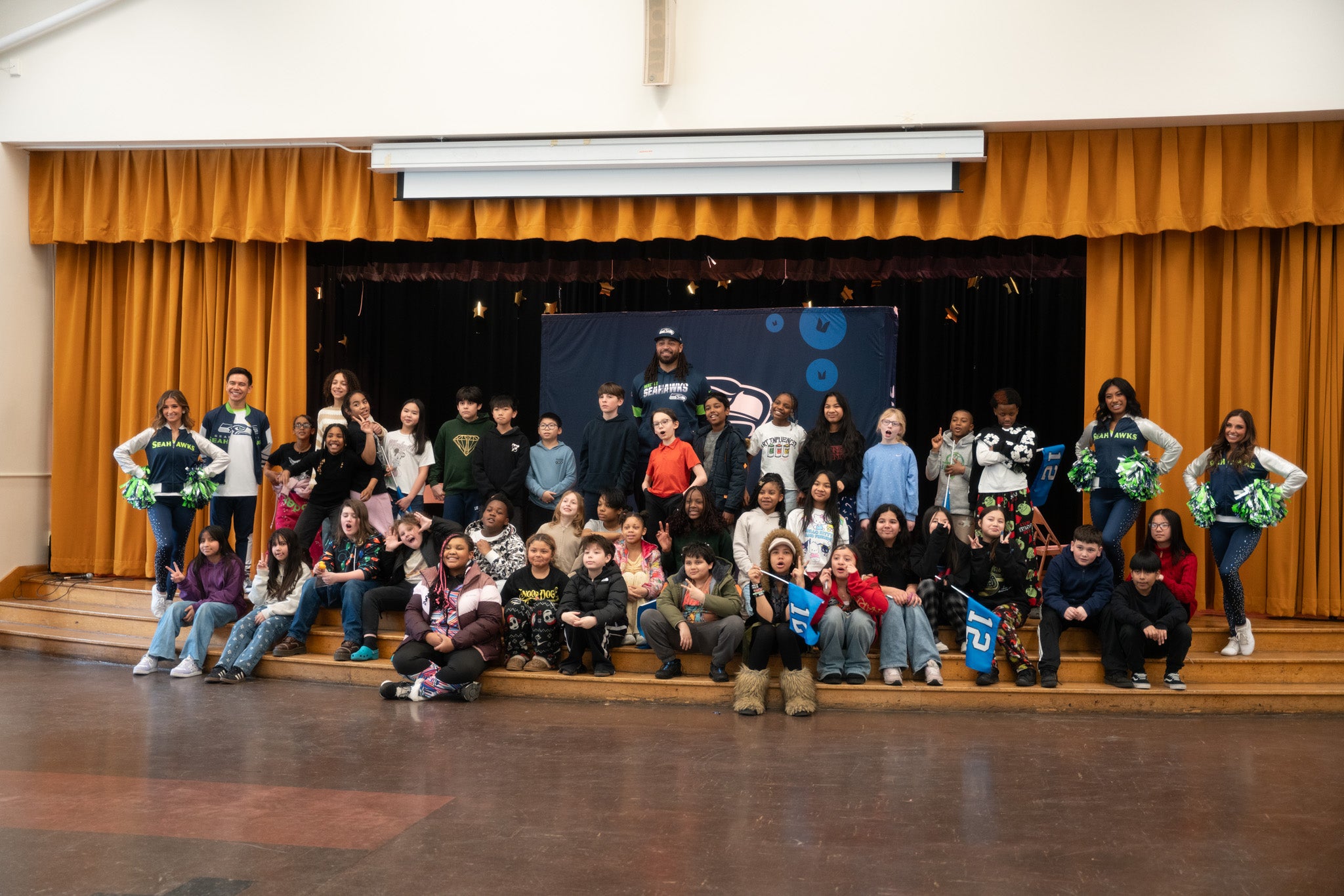 Lowell Seahawks group