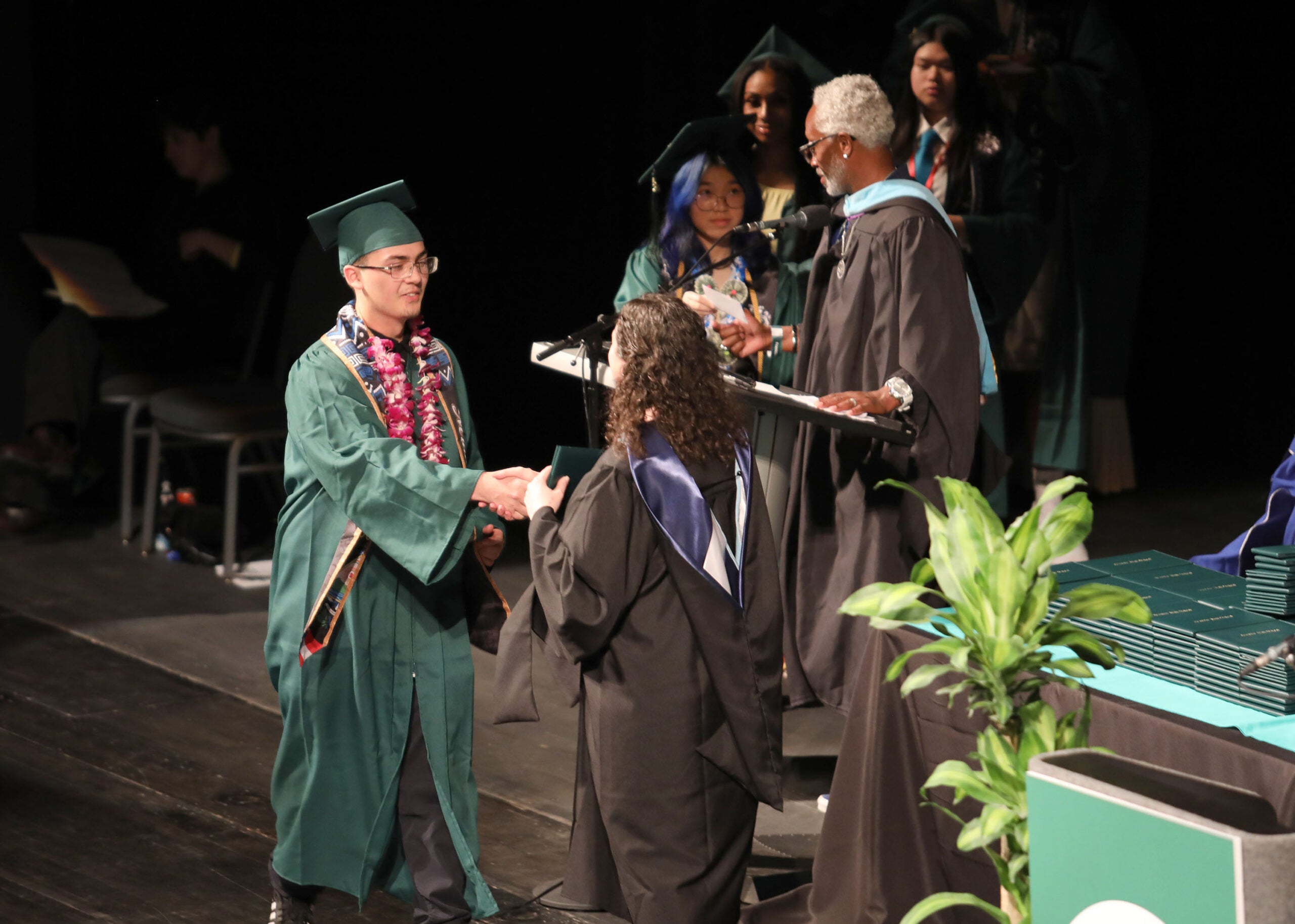 Graduation Franklin Graduate handshake