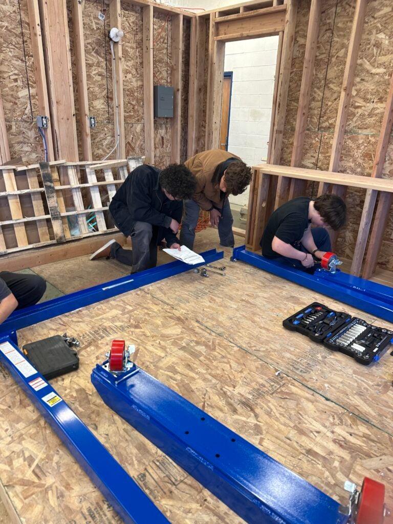 students working in construction