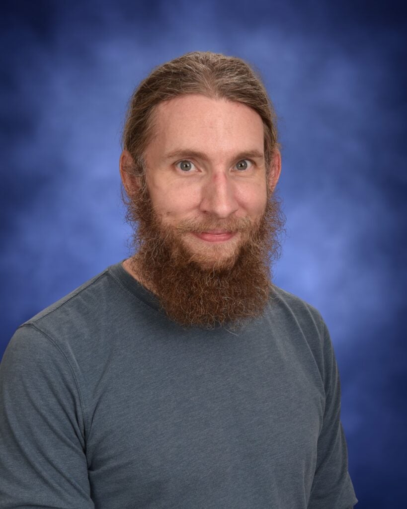 Holman_Daniel