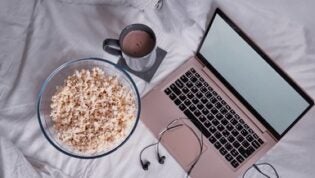 laptop, coffee, popcorn, headphones
